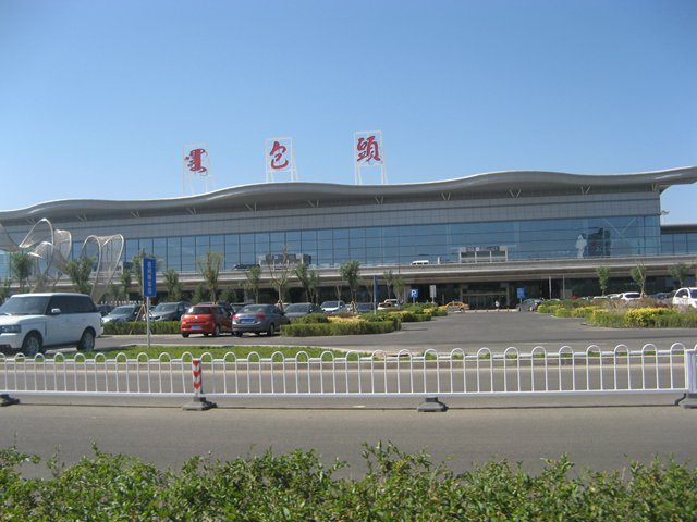 包頭機場